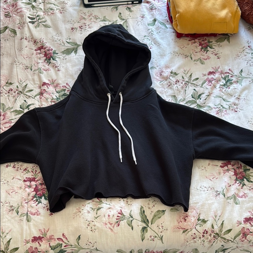 Wild Fable Black Cropped Hooded Sweatshirt